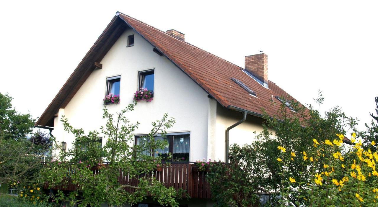 ולאדונגן Ferienwohnung Haus Silvia מראה חיצוני תמונה
