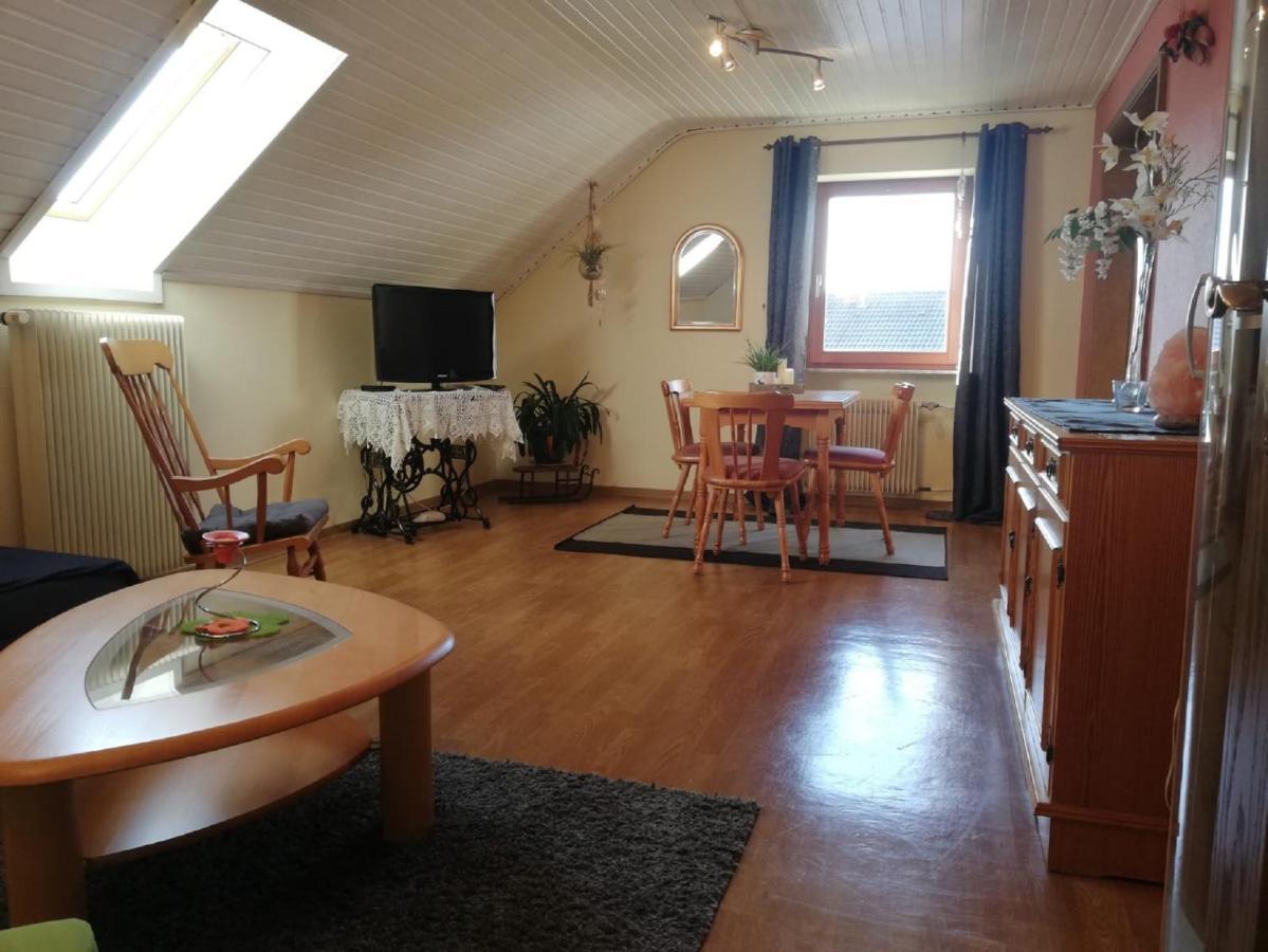 ולאדונגן Ferienwohnung Haus Silvia מראה חיצוני תמונה
